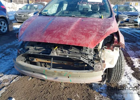 2019 Ford Fiesta St Line z USA, uszkodzony, nr VIN 3FADP4DJ4KM117173